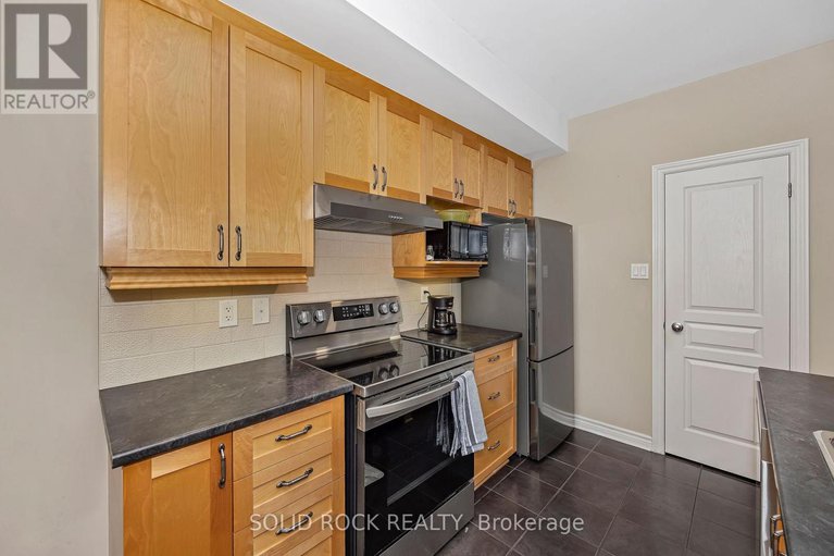 29408258/b-1004-beryl-private/riverside-southgloucester-glen/ottawa/ontario/K1V2M4_21