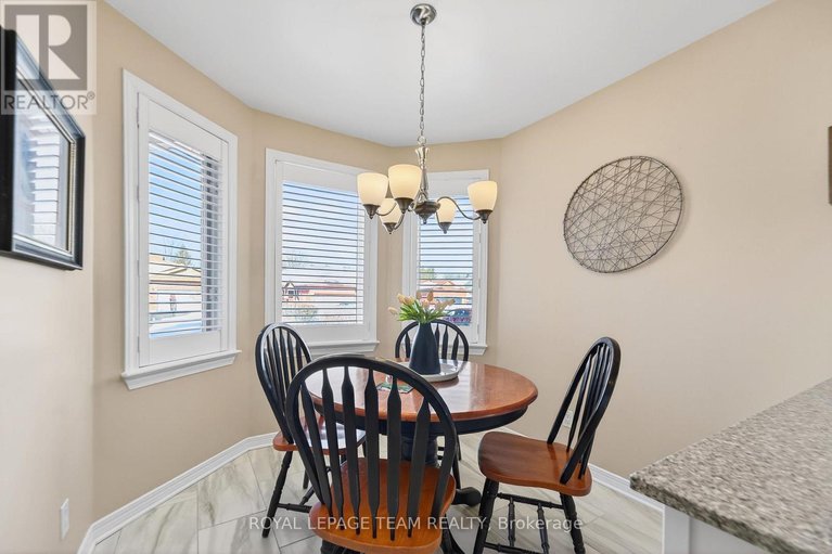 29439110/12-partridge-drive/bridlewood/ottawa/ontario/K2M2P6_22