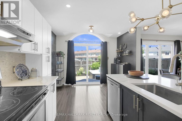 28648693/309-balinroan-crescent/strandherd/ottawa/ontario/K2J3T7_16