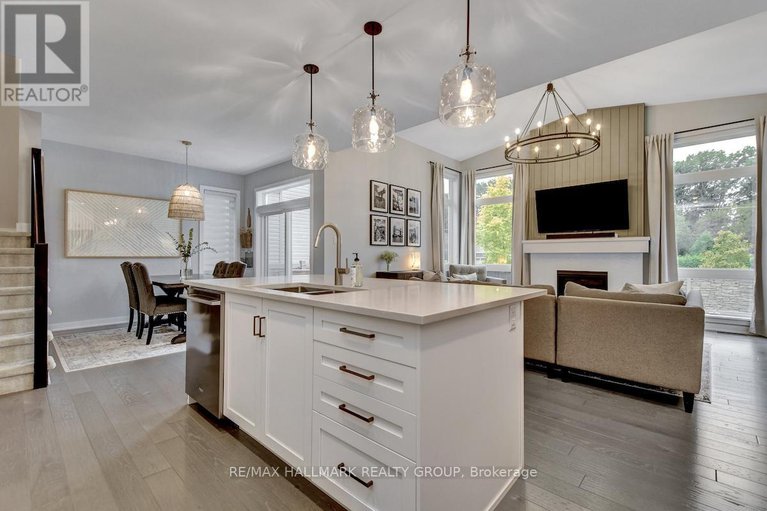 28760671/716-kirkham-crescent/btwn-franktown-rd-fallowfield-rd/ottawa/ontario/K0A2Z0_16