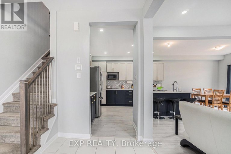28953712/796-cappamore-drive/half-moon-bay/ottawa/ontario/K2J6V6_10