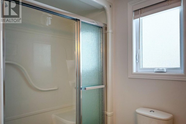 29493272/182-elk-street/renfrew/renfrew/ontario/K7V1A0_12