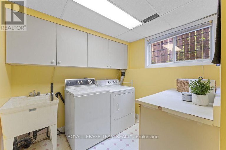 29015991/2684-violet-street/britannia/ottawa/ontario/K2B6X2_37