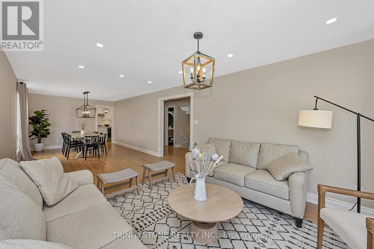 28638172/32-kyle-avenue/stittsville-central/ottawa/ontario/K2S1G9_8