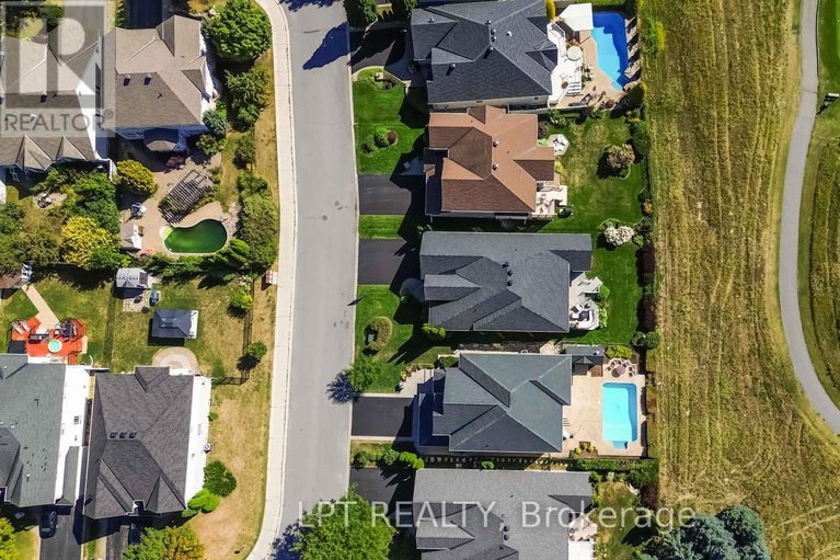 28790403/156-riverstone-drive/stonebridge/ottawa/ontario/K2J5E4_48