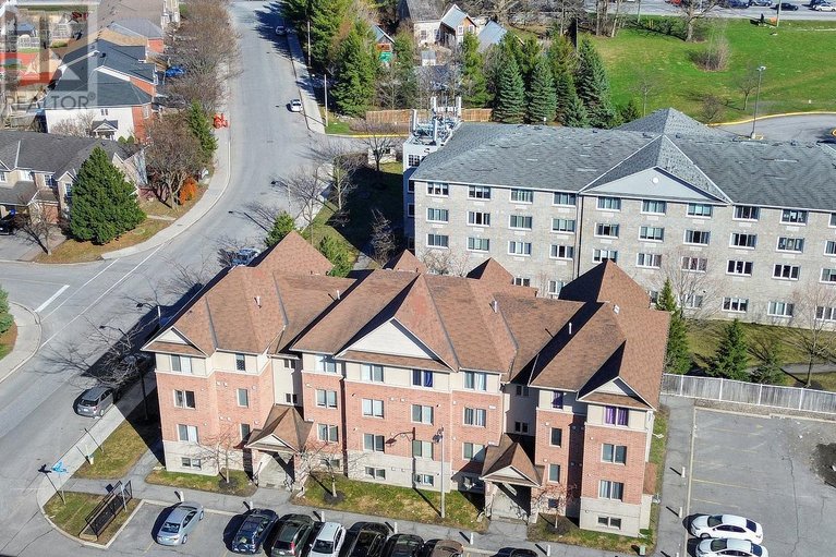 29518980/2-510-stonefield-private/barrhaven-east/ottawa/ontario/K2G4R3_1