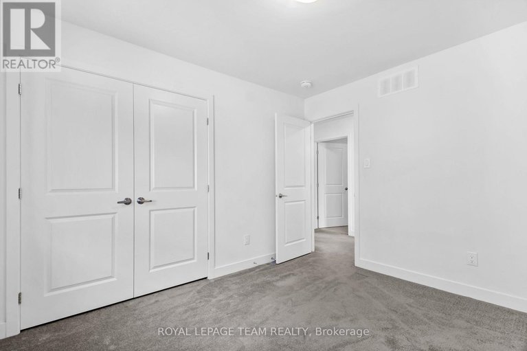 28957863/76-big-dipper-street/riverside-southgloucester-glen/ottawa/ontario/K4M0L8_30