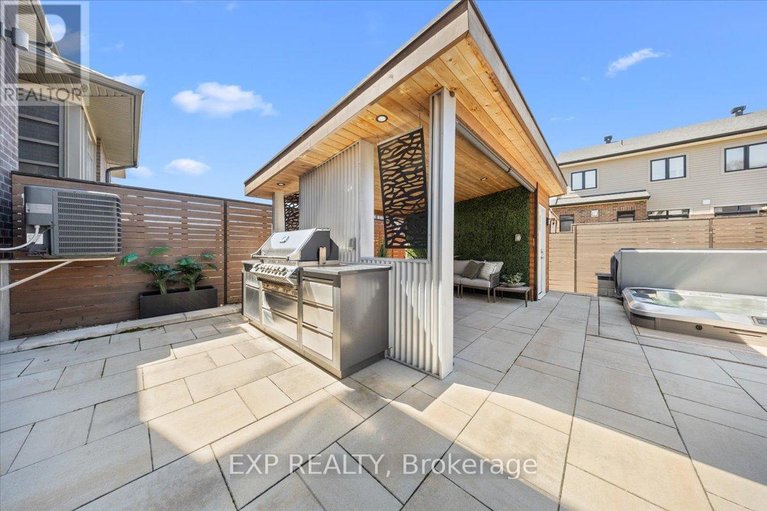 29639799/769-brian-good-avenue/riverside-southgloucester-glen/ottawa/ontario/K4M0E3_30