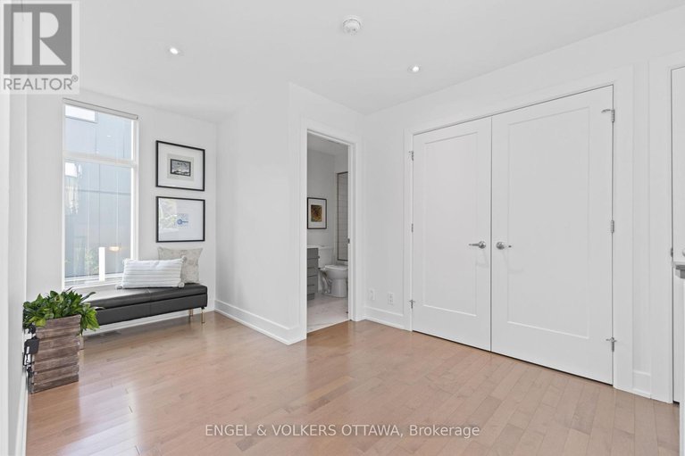 28880326/3-montcalm-street/ottawa-east/ottawa/ontario/K1S5H7_21