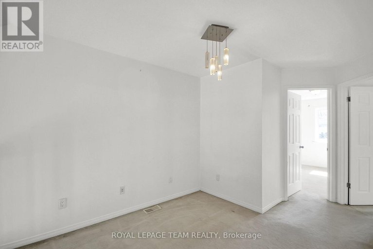28830738/151-1512-walkley-road/heron-gateindustrial-park/ottawa/ontario/K1V2G5_24
