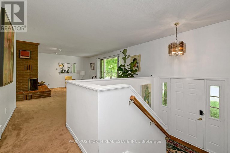 28593738/136-grey-stone-drive/huntley-ward-south-west/ottawa/ontario/K0A1L0_4
