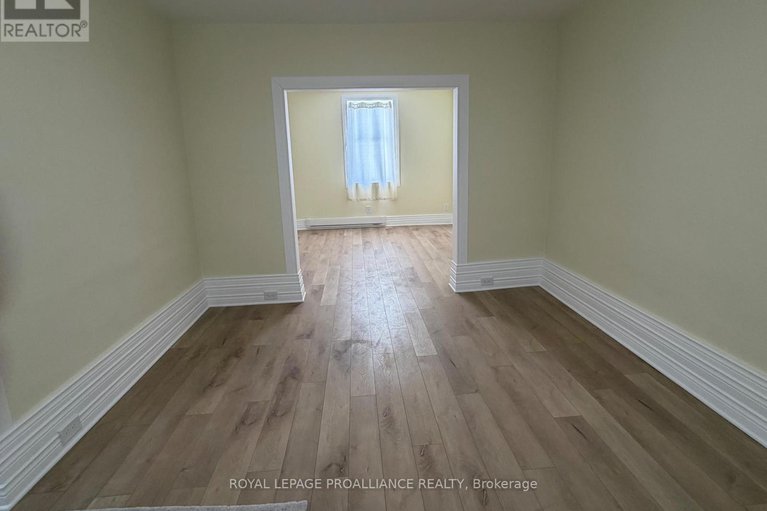 29414231/71-buell-street/brockville/brockville/ontario/K6V4Y4_9