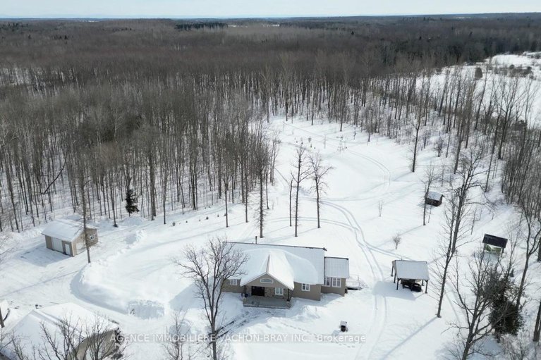 27979759/18668-concession-2-road/north-glengarry-kenyon-twp/north-glengarry/ontario/K0C1B0_31