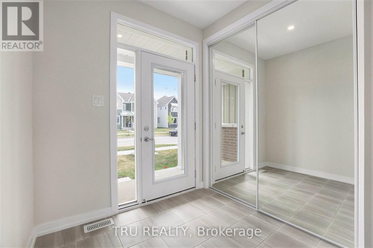 28628636/531-oldenburg-avenue/btwn-franktown-rd-fallowfield-rd/ottawa/ontario/K0A2Z0_3