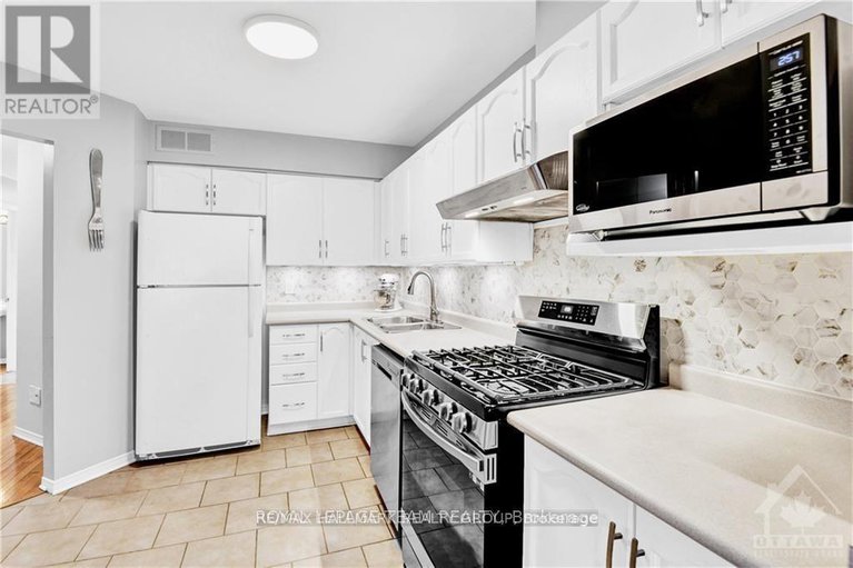 29075967/133-woodpark-way/longfields/ottawa/ontario/K2J4C7_14