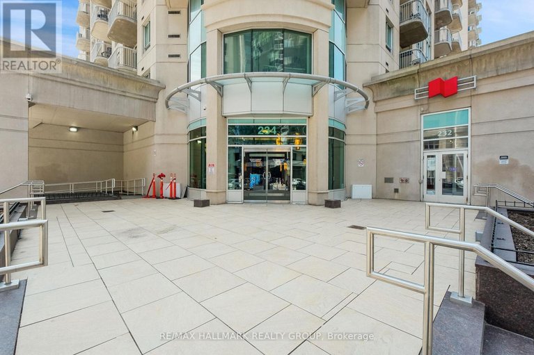 29651498/2404-234-rideau-street/sandy-hill/ottawa/ontario/K1N0A9_4