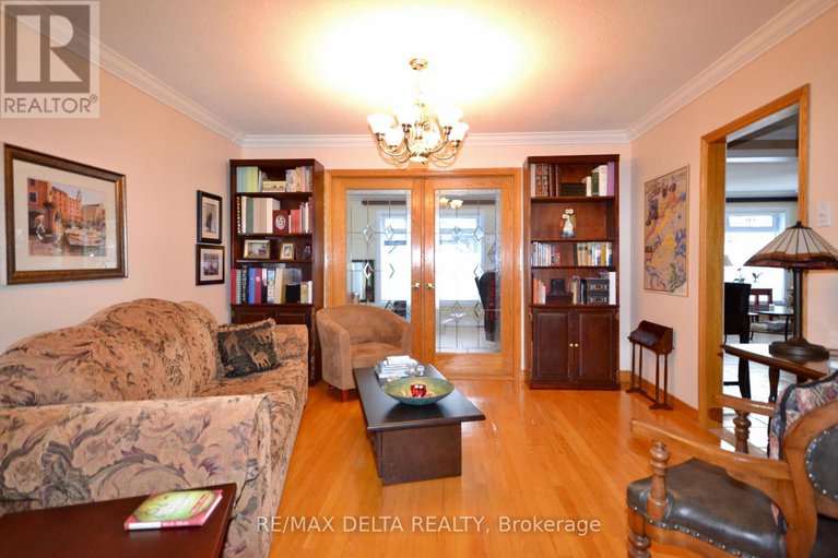 29240139/909-chapman-street/town-of-rockland/clarence-rockland/ontario/K4K1E5_11