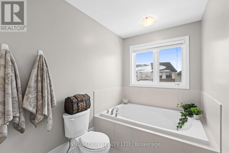 29678431/525-grand-tully-way/riverside-south/ottawa/ontario/K1V2M8_16