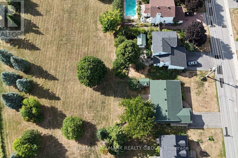 28787697/33-fortune-street/richmond/ottawa/ontario/K0A2Z0_42