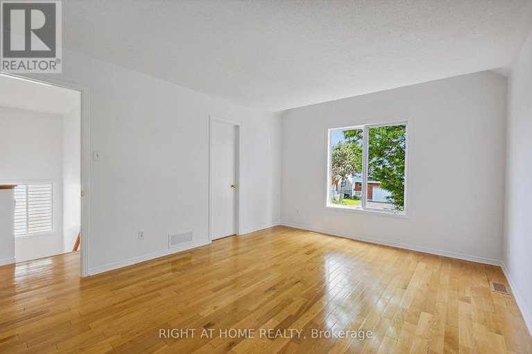 28485638/5119-lerner-way/beacon-hill-south/ottawa/ontario/K1J1B3_33