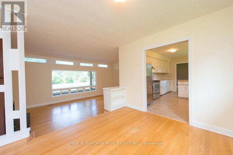 28459730/25-wren-road/rothwell-heights/ottawa/ontario/K1J7H5_10