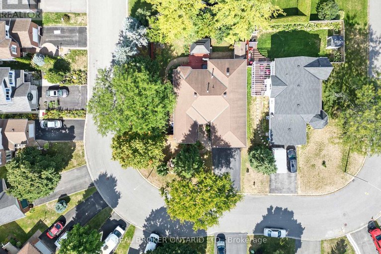 28843559/6-candow-crescent/stittsville-north/ottawa/ontario/K2S1K7_47