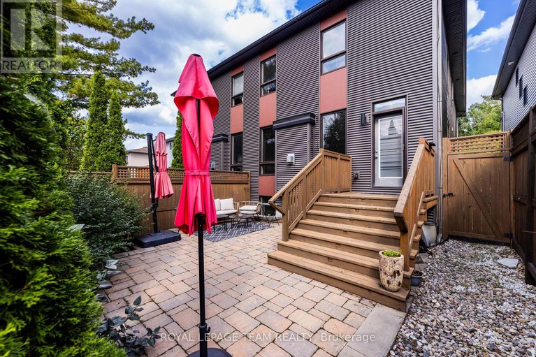 28836024/204-ancaster-avenue/woodroffe/ottawa/ontario/K2B5B3_40