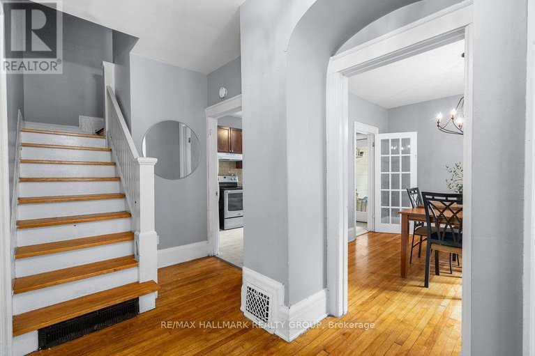 28442452/386-388-first-avenue/glebe/ottawa/ontario/K1S2H1_37