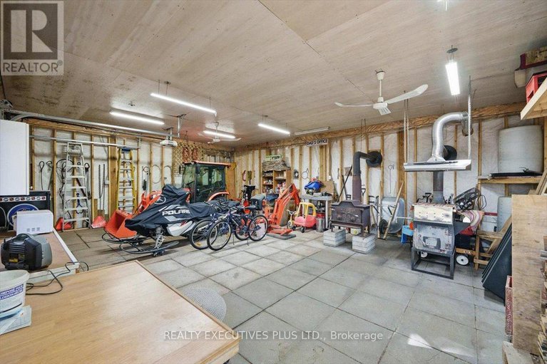 29406075/2935-baseline-road/clarencerockland-twp/clarence-rockland/ontario/K0A3N0_43