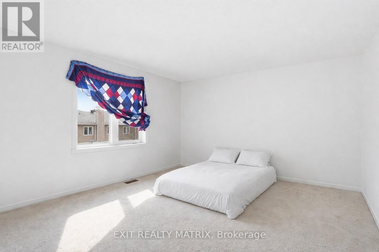 29458726/17-1838-summerfields-crescent/chapel-hill/ottawa/ontario/K1C7B7_25