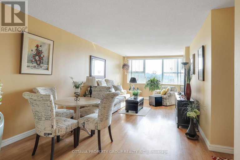 28628193/913-555-brittany-drive/viscount-alexander-park/ottawa/ontario/K1K4C5_8