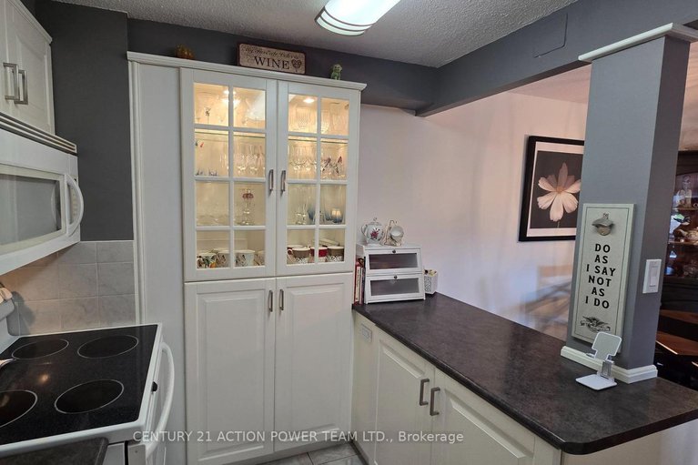 28788004/314-915-elmsmere-road/beacon-hill-south/ottawa/ontario/K1J8H8_10