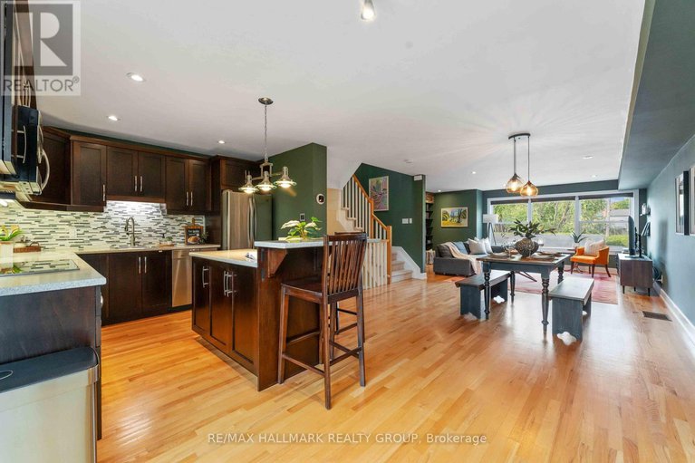 28873481/330-boudreau-street/vanier/ottawa/ontario/K1L0A7_18