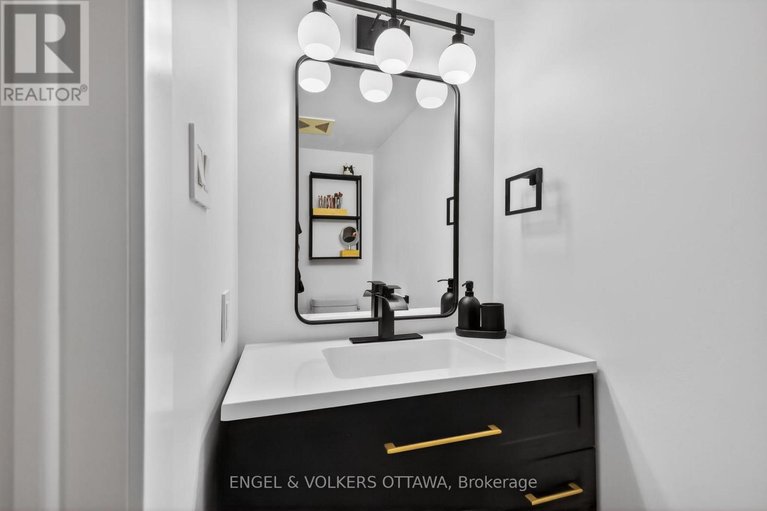 29680685/272-king-edward-avenue/lower-townbyward-market/ottawa/ontario/K1N7M1_6