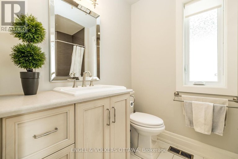 28516830/300-long-acres-street/bridlewood/ottawa/ontario/K2M0H1_44