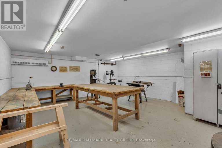 29435798/315-1100-ambleside-drive/woodroffe/ottawa/ontario/K2B8G6_33