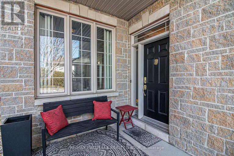 28760662/280-trail-side-circle/springridgeeast-village/ottawa/ontario/K4A5B1_4