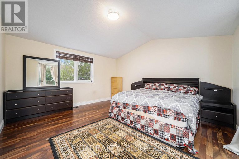 28341983/340-stoneway-drive/barrhaven-east/ottawa/ontario/K2G6B8_14