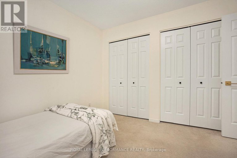 29381439/81-waterford-drive/pineglencountry-place/ottawa/ontario/K2E7V4_21