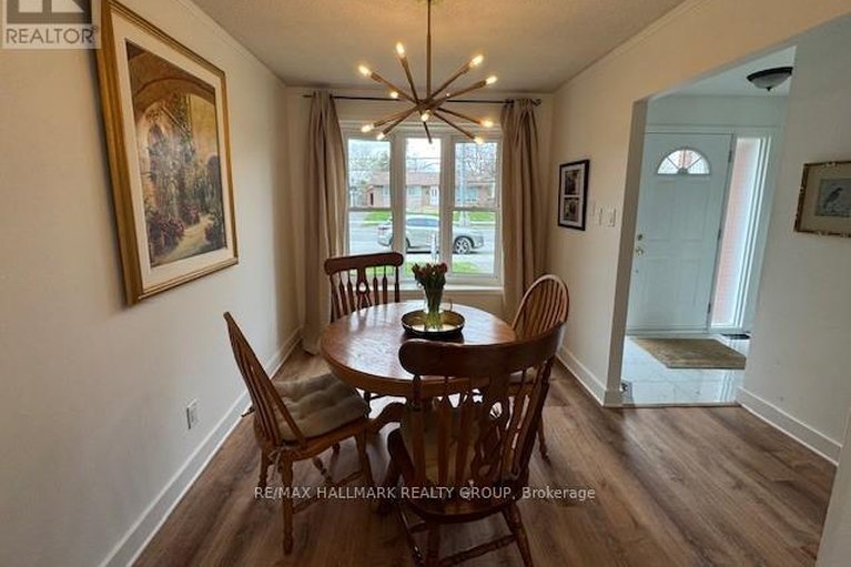 29682895/912-dynes-road-s/carleton-square/ottawa/ontario/K2C0G8_9