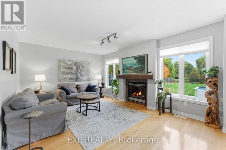 29033909/17-olde-towne-avenue/village-of-russell/russell/ontario/K4R0A5_14