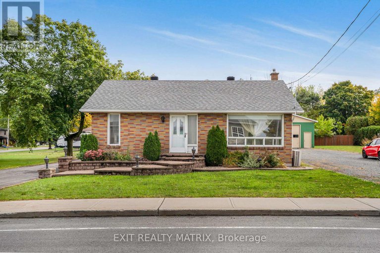 28923797/323-longueuil-street/lorignal/champlain/ontario/K0B1K0_2
