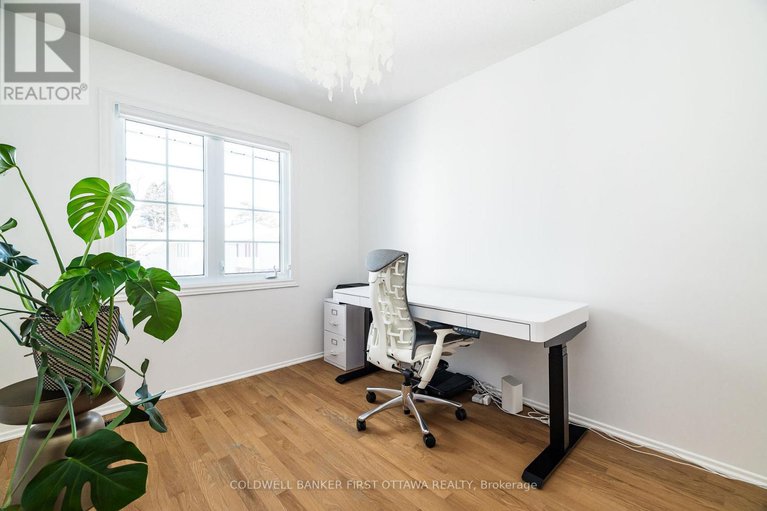 29424384/309-kintyre-private/carleton-square/ottawa/ontario/K2C3M6_25