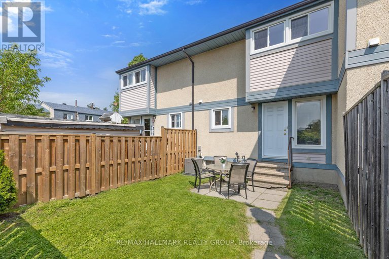 28421577/3238-uplands-drive/hunt-club/ottawa/ontario/K1V0C7_22