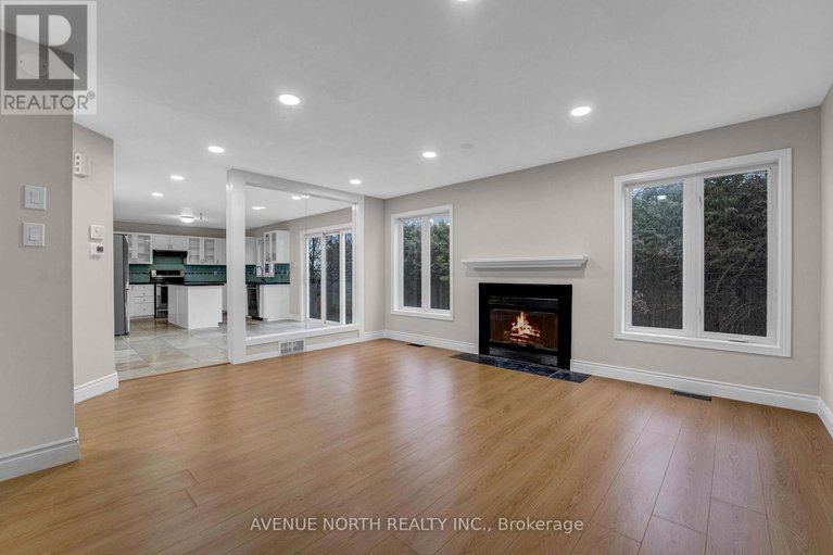 29622696/945-cahill-drive-w/hunt-club/ottawa/ontario/K1V2C3_8