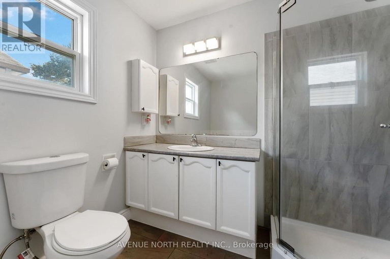 28875469/33-sarrazin-way/cedargrovefraserdale/ottawa/ontario/K2J4A5_16