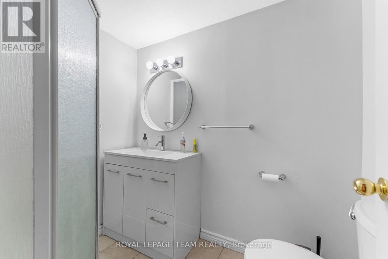28905126/15-3691-albion-road/sawmill-creektimbermill/ottawa/ontario/K1T1P2_28