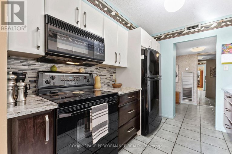28995311/1610-200-lafontaine-avenue/vanier/ottawa/ontario/K1L8K8_16