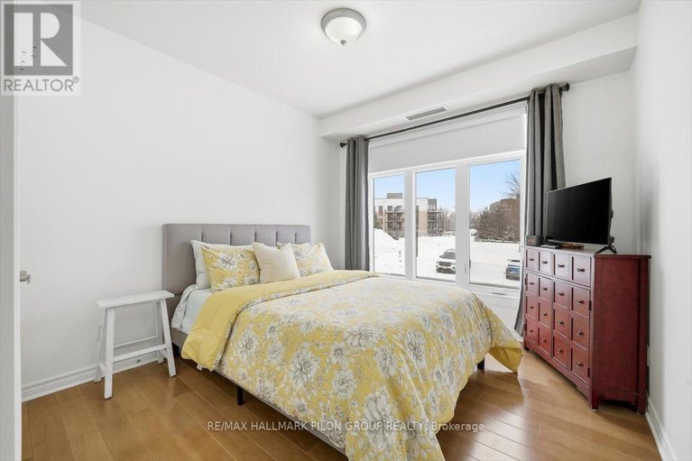 29274548/4-50-prestige-circle/chatelaine-village/ottawa/ontario/K4A0W9_14