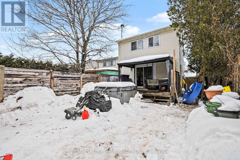 29377757/76-1722-lafrance-drive/queenswood-heights-south/ottawa/ontario/K1E2H2_29